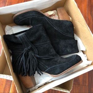 Cute Fringe Booties